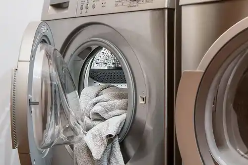 washing-machine-laundry-tumble-drier-housework