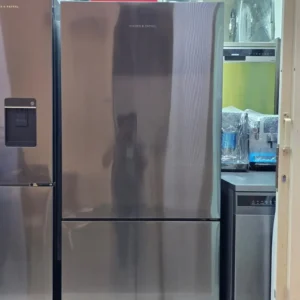 Fisher & Paykel Bottom Freezer Refrigerator RF522BRPB6