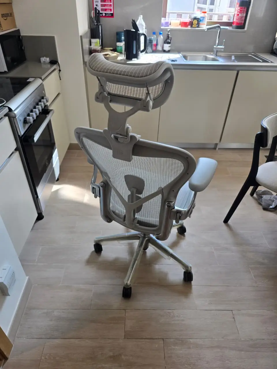 Herman Miller Aeron Remastered Chair with Headrest - Image 4