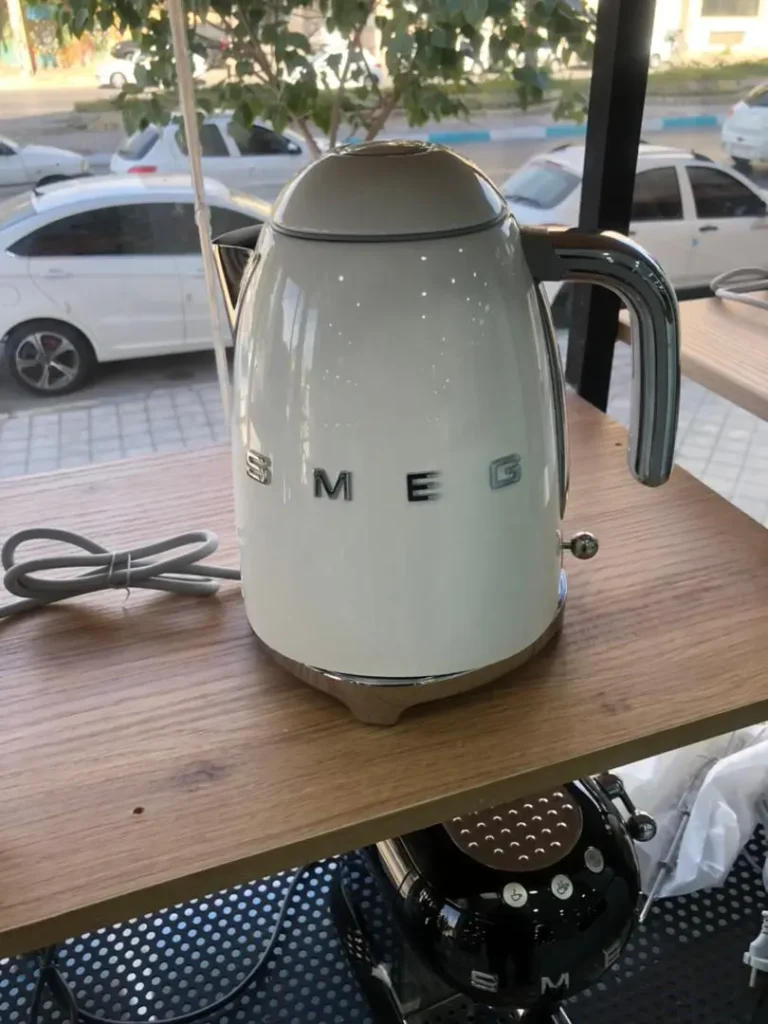 Smeg Retro Style Electric Kettle